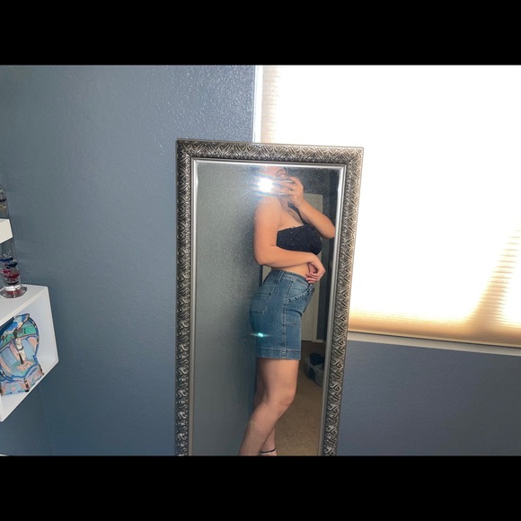 shorts - Picture 2 of 3